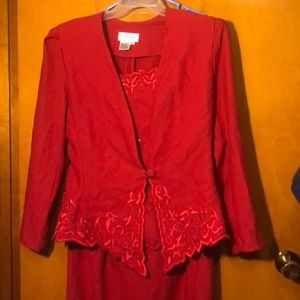 In The Mood size 12 RED BLAZER AND SKIRT